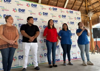 Acercan servicios médicos al Club del Adulto Mayor en Solidaridad