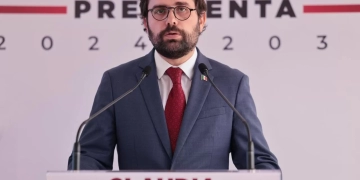 Sheinbaum anuncia a Alejandro Svarch Pérez como próximo director general del IMSS-Bienestar