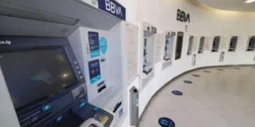 Inseguridad en México genera cierres de sucursales de BBVA