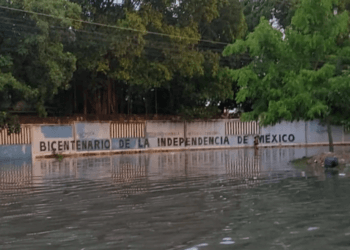 Lluvias en Cancún dejan encharcamientos importantes