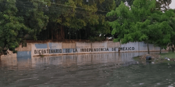 Lluvias en Cancún dejan encharcamientos importantes