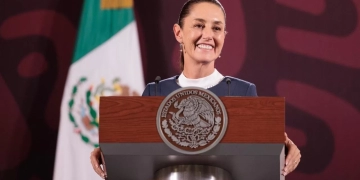 Claudia Sheinbaum descarta riesgo económico en México por votalidad de mercados globales