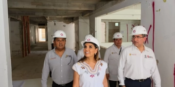 Mara Lezama supervisa el avance de la sala de Hemodinamia de Chetumal