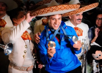 Osmar Olvera regresa a México con un mensaje de unidad tras éxitos en París 2024
