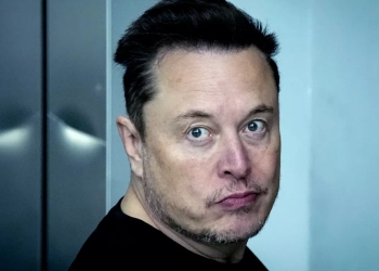 Elon Musk arremete contra magistrado brasileño por nuevas rensiones legales en Brasil