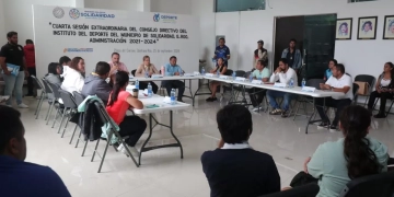 Lili Campos preside sesión del Consejo Directivo del Instituto del Deporte en Solidaridad