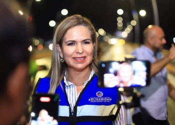 Solidaridad avanza en iluminación pública gracias a Lili Campos