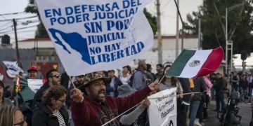 Trabajadores del Poder Judicial aseguran que "nunca los verán de rodillas"