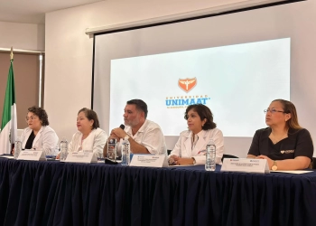 Unimaat lanza licenciatura en medicina en Quintana Roo