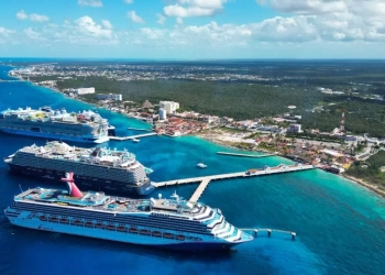 Cozumel consolida su crecimiento turístico con incremento en llegada de cruceros y pasajeros