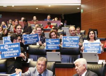 Mayuli Martínez defiende apoyo del PAN a programas sociales en debate de reforma constitucional
