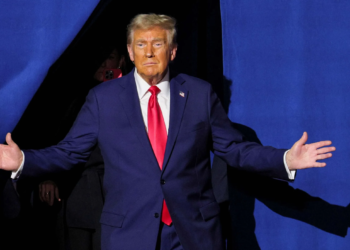 Trump busca el voto hispano en Nuevo México mientras lidia con polémica por comentarios sobre puerto rico