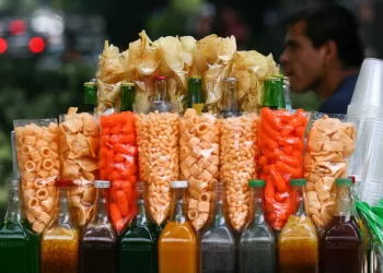 Gobierno de México prohibirá la venta de comida chatarra en escuelas