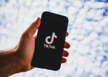 TikTok ha anunciado que prohibirá a nivel global el uso de filtros que alteran la apariencia para usuarios menores de 18 años