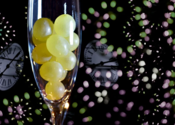 Precio de las uvas para Año Nuevo supera los 200 pesos por kilo