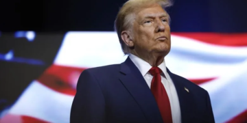 Nueva York mantiene caso civil contra Donald Trump por fraude