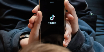 Trump anuncia que encontró comprador para TikTok y espera aval de China