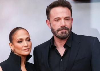 Jennifer López y Ben Affleck se divorcian oficialmente tras dos años de matrimonio
