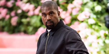 Kanye West genera polémica tras declaraciones nazis y comentarios sobre su esposa
