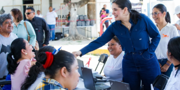 Concluye actualización de documentos del programa “Mujer es Poder” en Playa del Carmen