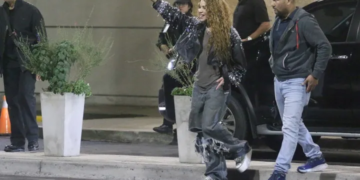 Shakira llega a Argentina tras cancelar conciertos en Chile