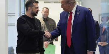 EE.UU. y Ucrania sellan alianza minera en medio de tensiones por la paz