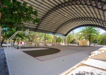 Estefanía Mercado entrega el renovado Parque de la Noventa