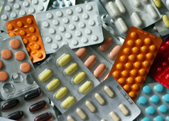 Sheinbaum sancionará empresas por sobreprecios de medicamentos