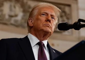 Trump rompe con seguidores que lo cuestionan por caso Epstein