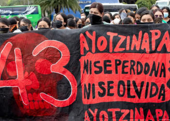 Caso Ayotzinapa: “Estamos buscando a los muchachos, no cadáveres”, aclara el fiscal Rosendo Gómez Piedra