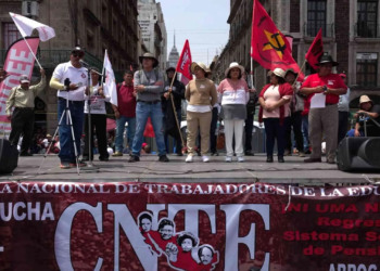 Maestros cumplen 15 días en paro y siguen sin tener un acuerdo