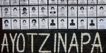 Fiscal del Caso Ayotzinapa admite que ya buscan “cadáveres”