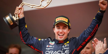 Horner niega arrepentimiento por salida de Checo Pérez