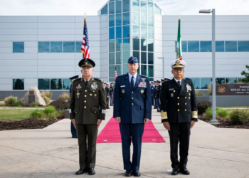 Altos mandos militares de México visitan el Comando Norte de EE.UU. para reforzar cooperación en seguridad