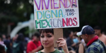 Sheinbaum pide que marchen pacificamente contra la gentrificación en CDMX
