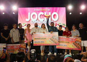 Multitudinario cierre del Primer Festival del Jocho Chetumaleño en Playa del Carmen