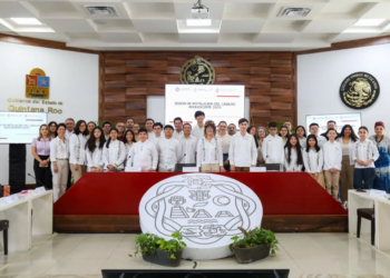 Instalan Cabildo Adolescente 2025 en Playa del Carmen