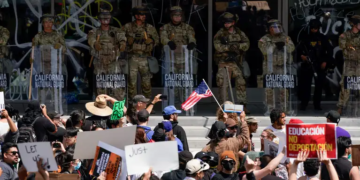Trump evalúa aplicar la Ley de Insurrección para contener protestas en EE.UU.