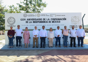 Playa del Carmen conmemora 204 aniversario de la consumación de la independencia de México