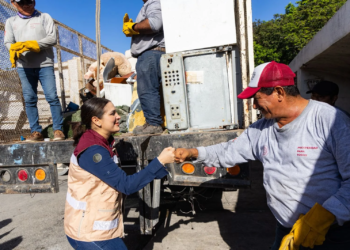 Playa del Carmen refuerza programa permanente de descacharrización en Villas del Sol