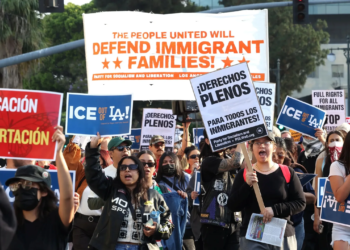 Los Ángeles evalúa declarar estado de emergencia por redadas de ICE