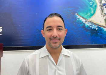 Cancún frena aumento a estacionamientos tras quejas ciudadanas