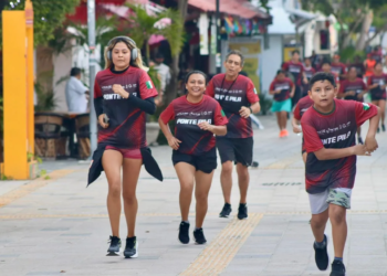 Con récord de 1,100 corredores, se disputa con éxito la Carrera Ponte Pila CONADE en Playa del Carmen