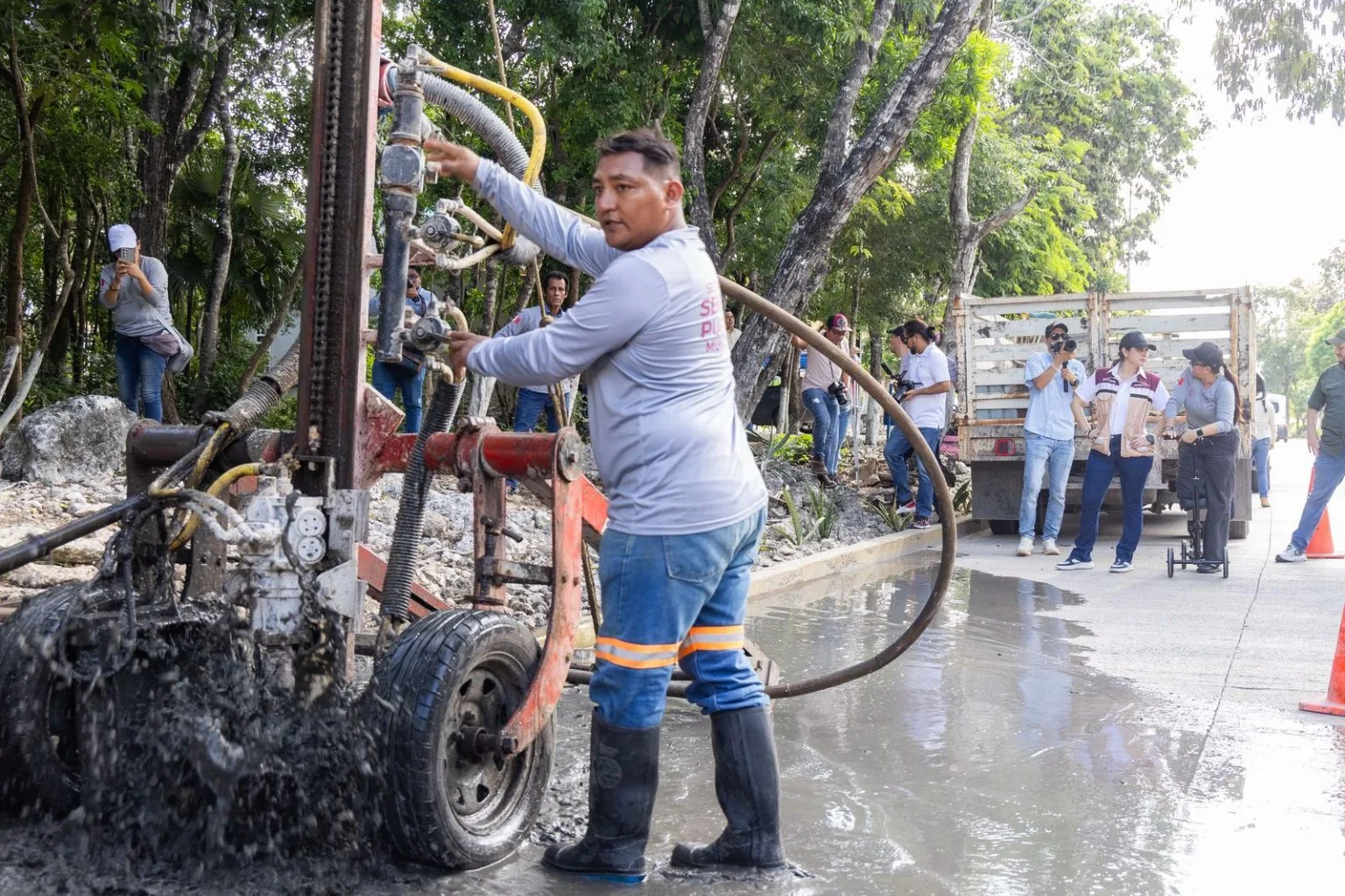 Realiza Servicios Públicos mega brigada en Puerto Aventuras