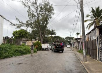 Cateo en vivienda de la supermanzana 228 por presunto narcomenudeo; hay 3 detenidos
