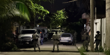 Catean vivienda en la Sm 75 por presunto narcomenudeo