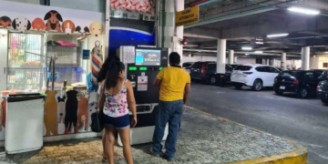 Cancelan aumento a estacionamientos; incumplen con mejoras obligatorias
