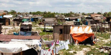 Avanza regularización de asentamientos humanos en Cancún: suman 115 de 2013