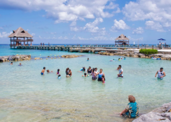 Lanza Cozumel “Domingos de Invierno” para acceso a parques naturales en temporada vacacional