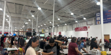 Costco Cancún colapsa a dos días de Nochebuena por alta afluencia de clientes